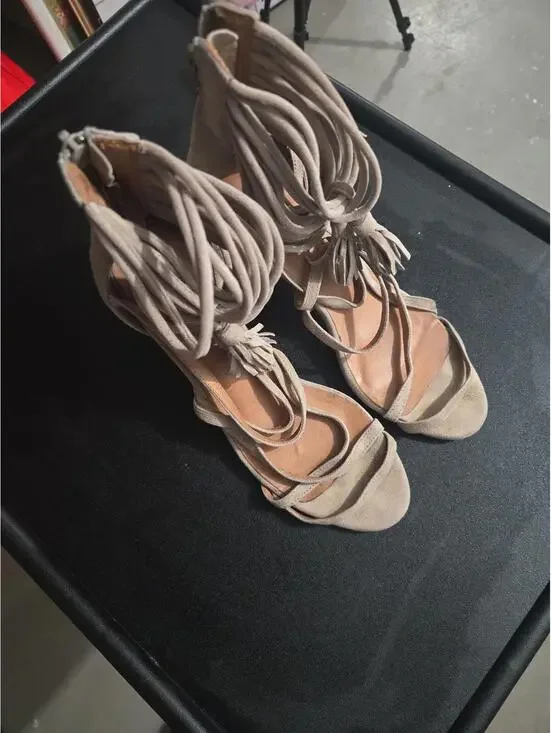 Jeffrey Campbell Suede Fringe Lace-Up Heeled Sandals Size 6 - Picture 3 of 6